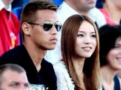 Ngôi sao của Milan, Keisuke Honda: Chê “thánh nữ”, chọn cô giáo mầm non