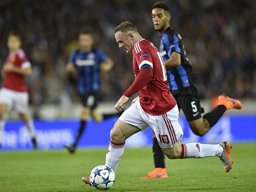 Wayne Rooney con quỷ khát máu trong trận đấu với Club Brugge