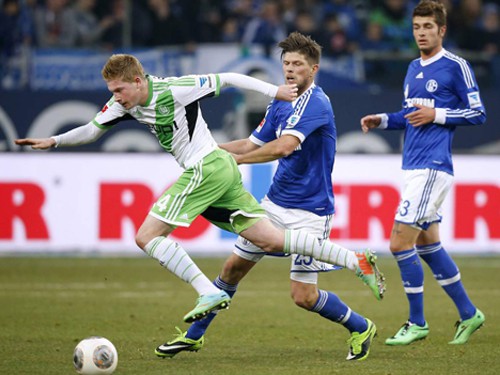 01h30 (29/8), Wolfsburg – Schalke: Súng nào nổ to?