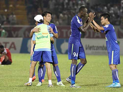 HA.GL: “Tặng quà” Hà Nội.T&T