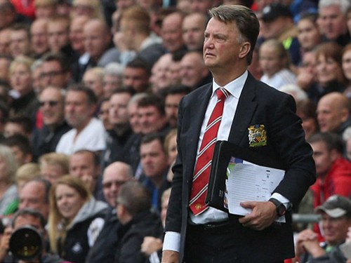 Man Utd: Thời gian không chờ Van Gaal