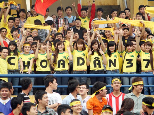 Café 24h: Hàng xa xỉ của V.League