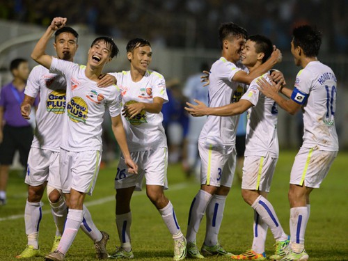 Café 24h: Giải đấu “5 lít”