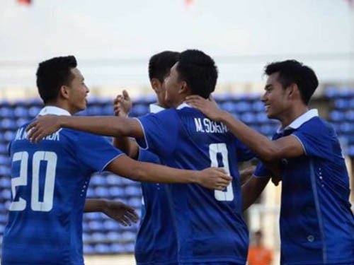 Suksan lập công nhân đôi cách biệt cho U19 Thái Lan sau pha phối hợp đẹp mắt