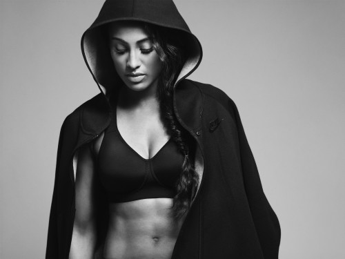 10 VĐV quyến rũ nhất thế giới 2015: Skylar Diggins
