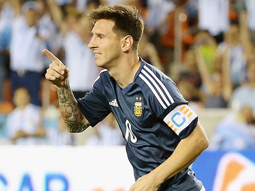 Lịch sử lại viết tên Messi