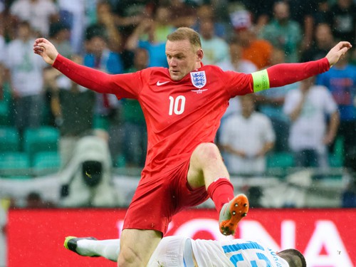 Sir Geoff Hurst: “Rooney hơn hẳn Lineker hay Owen”