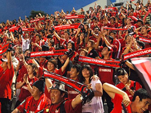 Chuyện của Thai League và V.League: Càng đi, càng lùi