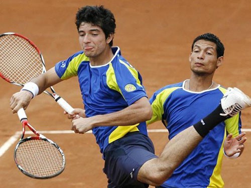Cười rung rốn với những cú đánh hài hước trên sân tennis