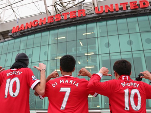 Cảnh sát Manchester: “Vui vẻ đi, đừng lo lắng”