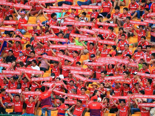 Hội CĐV B.Bình Dương: “Ô vui quá xá bà con ơi…”