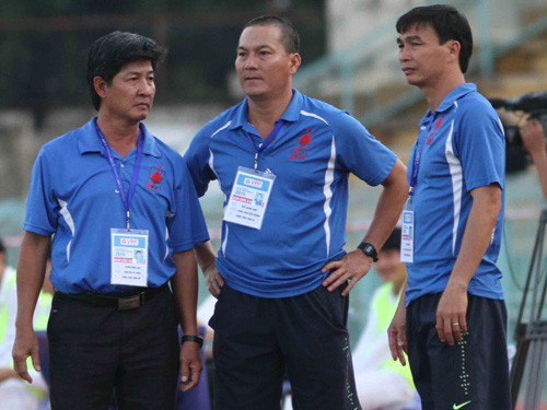 ĐT.LA: Hành động đi!