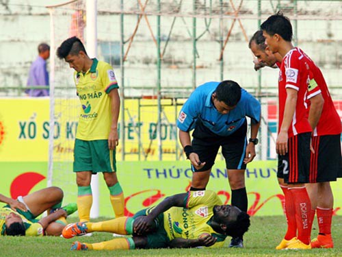 Trước vòng 25 Toyota V.League: Ai cứu Đồng Tháp?