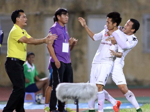 Hà Nội.T&T có cơ hội đoạt HCB V.League 2015: Tiếc…