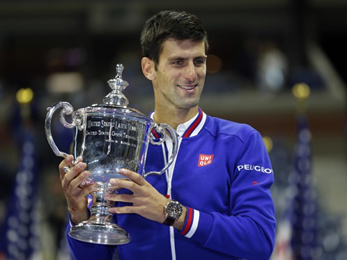 Novak Djokovic lần thứ hai vô địch US Open: Máu, mồ hôi và nụ hôn cháy bỏng