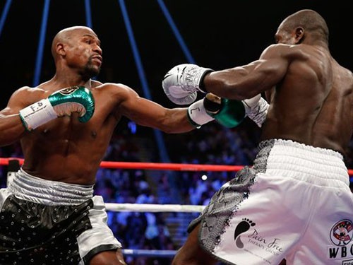 Thắng trận cuối, Mayweather đi vào ngôi đền huyền thoại quyền anh thế giới