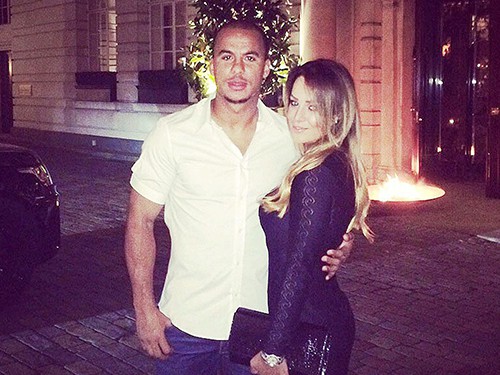 Gabriel Agbonlahor: Bạn gái không còn, con cũng không được nhận