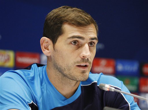 Casillas lần đầu lên tiếng sau khi rời Real