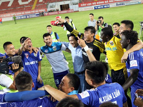 B.Bình Dương: Cám cảnh…