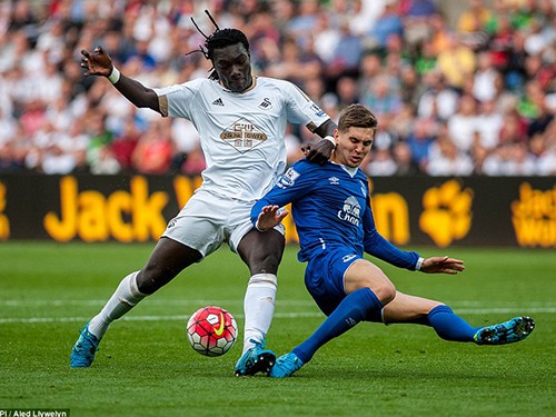 Swansea 0-0 Everton: Bất phân thắng bại