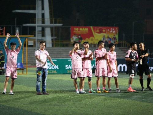 Tô Ký – Tứ Liên 0-1 Tin Lớn & AE: Ba điểm đầu tiên