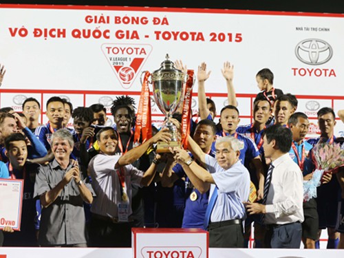 B.Bình Dương vô địch không được THTT: V.League mất giá