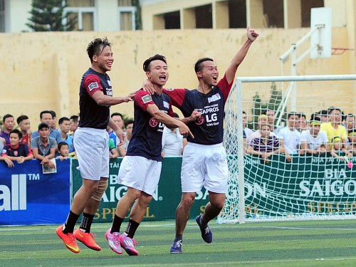 HPL-S3: Vinapros, chuyện những người ly khai từ… Mặt trăng