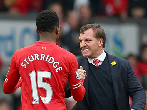 Phil Thompson: “Rodgers còn 2 trận để tự cứu mình”