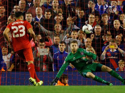 Capital One Cup-Vòng 3, Liverpool 1-1 Carlisle: 47 cú sút đổi 1 bàn thắng