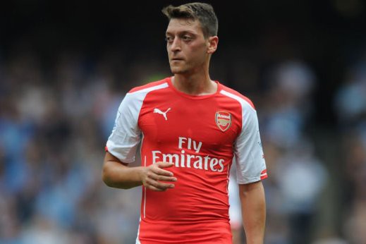 Sợ Ozil ra đi, Arsenal tăng lương kỷ lục