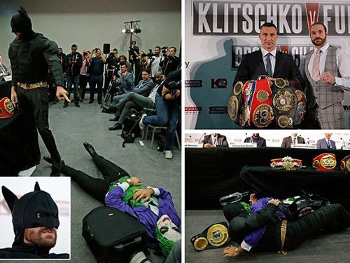 Tyson Fury hóa “Batman” dọa Klitschko