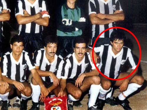 20 năm trước, Mourinho – Arsene Wenger như thế nào?