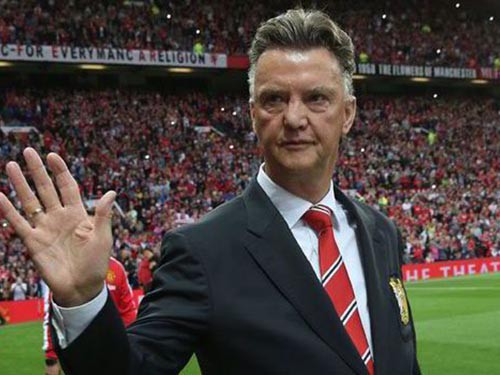 Louis van Gaal: “Triết lý điện thoại cục gạch”