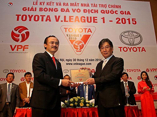 Nhà báo Phan Đăng: “Chót môi, đầu mép”