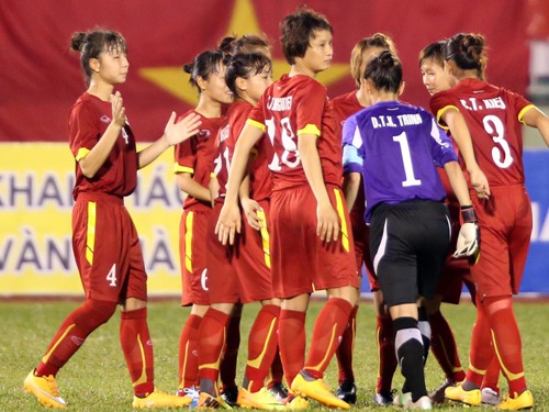 Phía sau kỳ tích của ĐT nữ Việt Nam (Phần 1): Có hay không việc “bật” HLV Takashi?