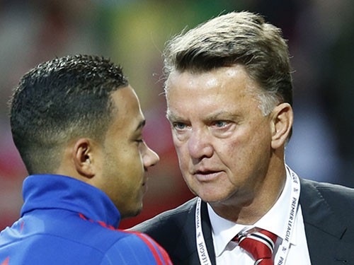 Man Utd: Thầy “rắn”, trò… nhát
