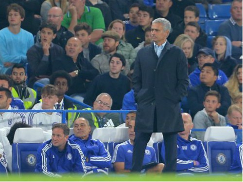 Mourinho không lo mất việc