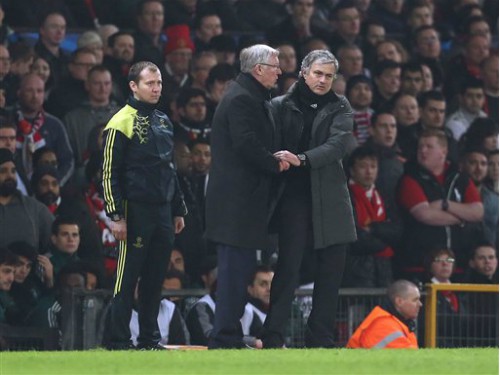 Mourinho: “Sir Alex Ferguson cố lôi kéo tôi về M.U”