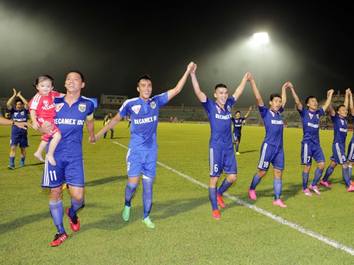 Tổng kết V.League 2015 (Kỳ 8): Nghịch lý
