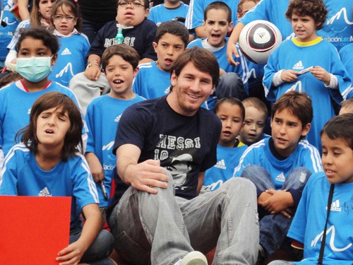 Messi tổ chức giải marathon từ thiện