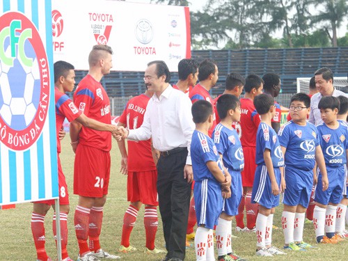 VPF có bao nhiều tiền và tiêu như thế nào?