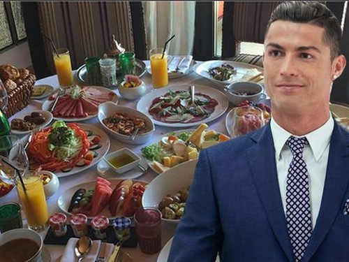 Cristiano Ronaldo nên ăn ít để lấy lại phong độ ghi bàn: Nói phải thì củ cải cũng phải nghe
