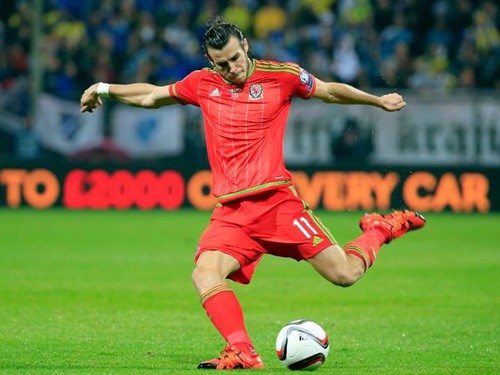 Bale máu đá, Real nổi đóa