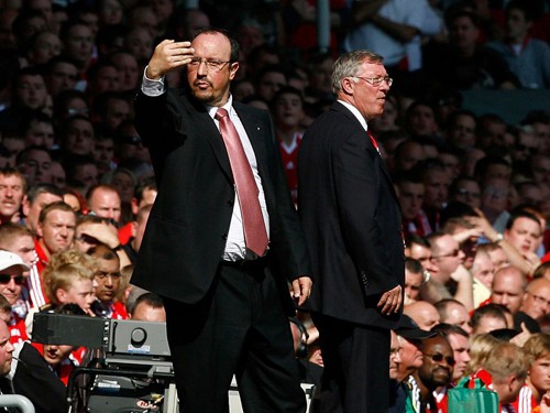 Sir Alex Ferguson: “Rafa là kẻ thích rắc rối”