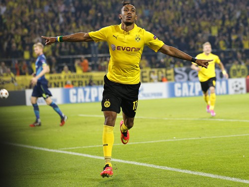 Barca vung tiền săn Aubameyang