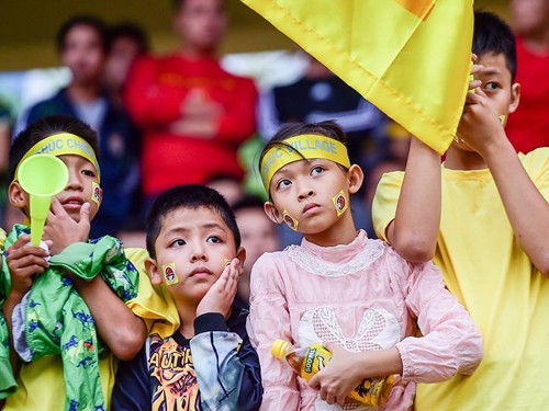 Khoảnh khắc HPL-S3: Bóng đá phủi qua con mắt nhiếp ảnh gia (vòng 6)