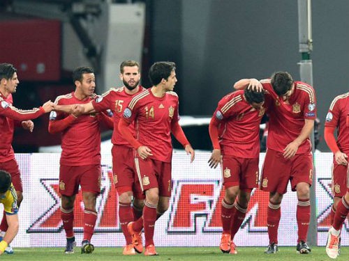Ukraina 0-1 Tây Ban Nha: Độc thoại