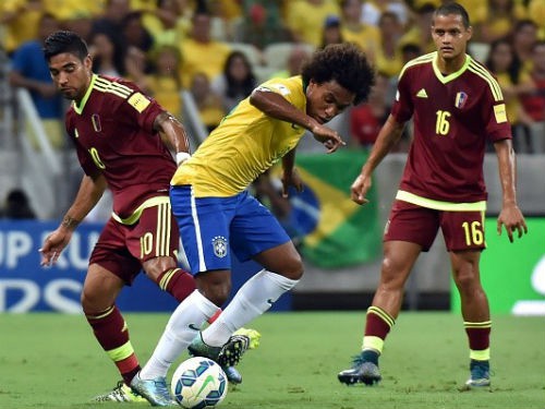 Brazil 3-1 Venezuela: Ba điểm đầu tiên