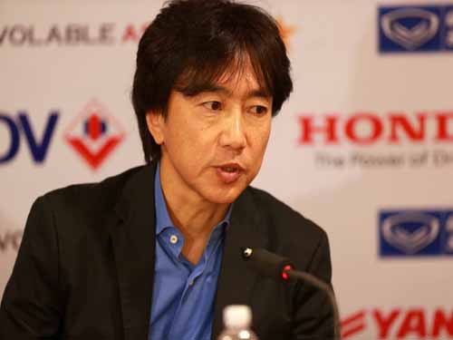 HLV Toshiya Miura: “Bàn thua trước đã khiến đội tuyển Việt Nam suy sụp tâm lý.”