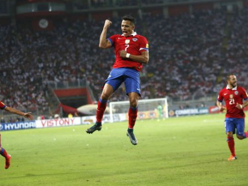 Peru 3-4 Chile: Sanchez tỏa sáng, Chile tiếp tục giành ba điểm